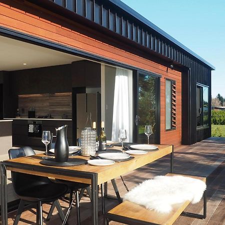 Pinot Longbox - Martinborough Holiday Home Buitenkant foto