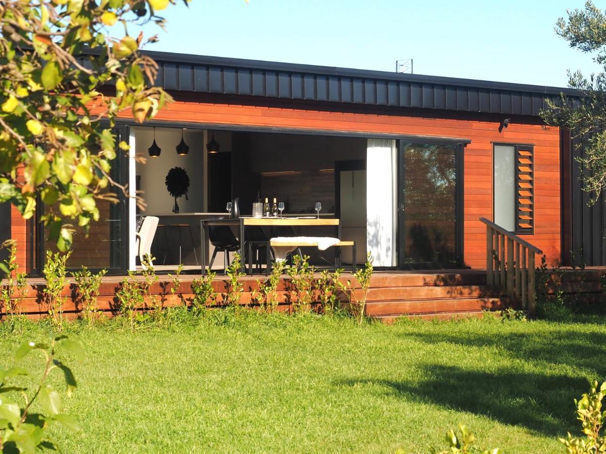 Pinot Longbox - Martinborough Holiday Home Buitenkant foto