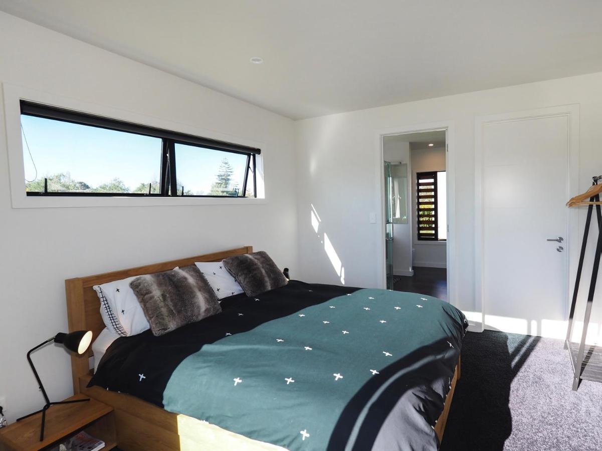 Pinot Longbox - Martinborough Holiday Home Buitenkant foto